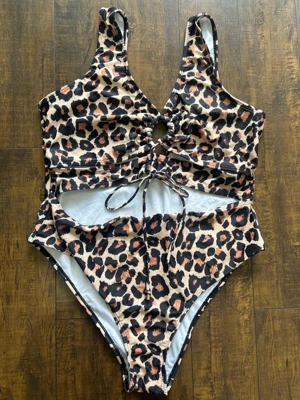 Woman's Leopard Print One-Piece Swimsuit - Brown/Black